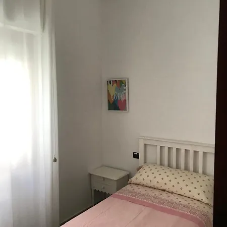 El De Lola *